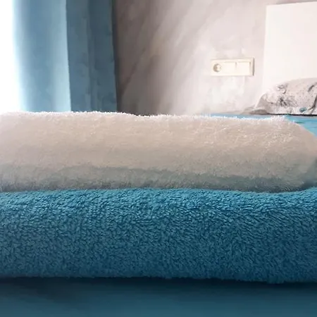 къща за гости под смокинята 3*